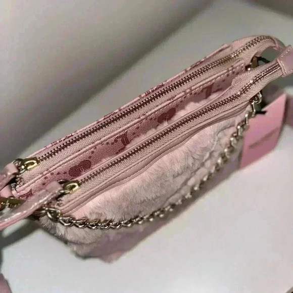 Juicy Couture Double Trouble Crossbody Dusty Blush - Picture 2 of 7